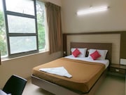 Banyan Tree Comforts, Mysore Banyan Tree Comforts, Mysore