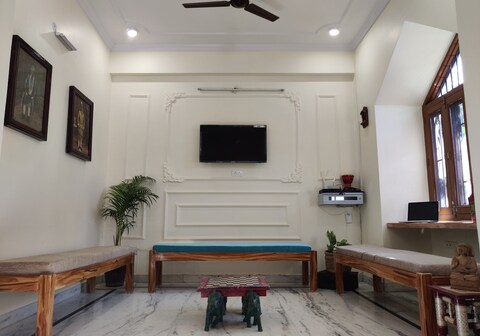 The Karauli Villa by Le Pension Stays