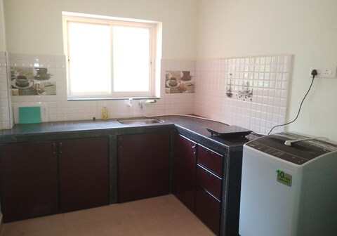 Four Seasons House 1 BHK