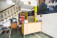 Luckys Inn, Lucknow Luckys Inn, Lucknow