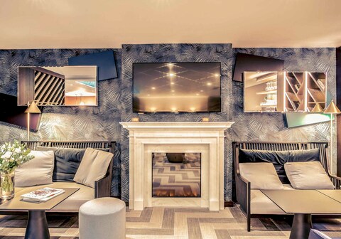 Mercure Paris Arc de Triomphe Etoile