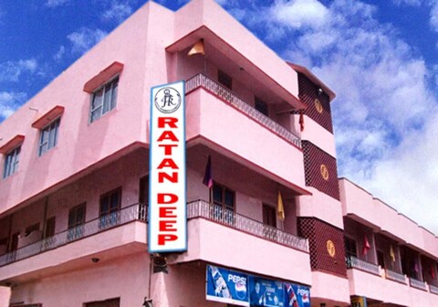 Hotel New Ratan Deep