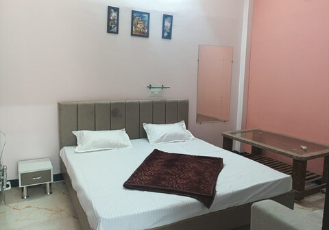 Shree Naarayan Home Stay