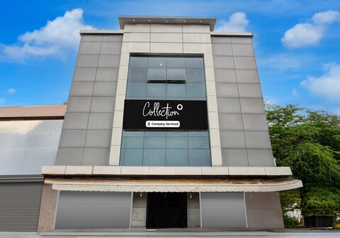 Super Collection O ISBT Jabalpur Formerly Hotel Koshalya Mohan