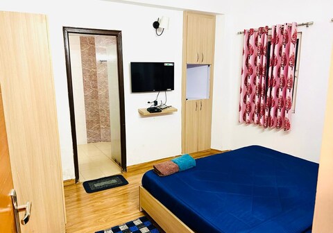 One Bhk by Noida Suites &Studios