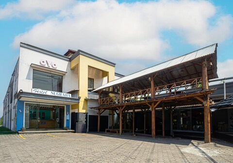 Hotel O Arjosari Near Plaza Araya Formerly Hotel Nugraha