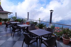 Hotel Sandrup, Darjeeling Hotel Sandrup, Darjeeling