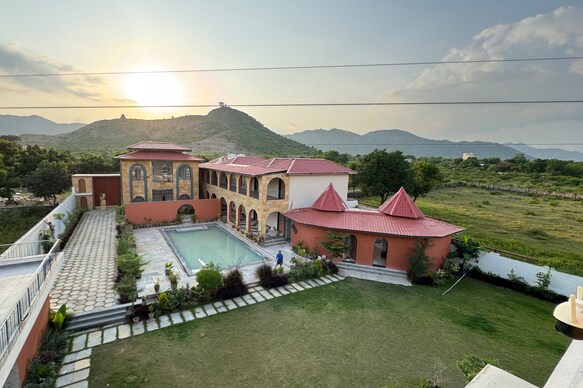 Nazaara Hills Retreat