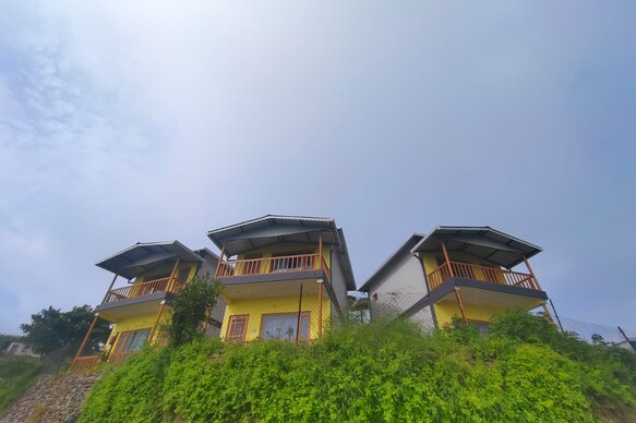 Hill Top Eco Resort Dehradun