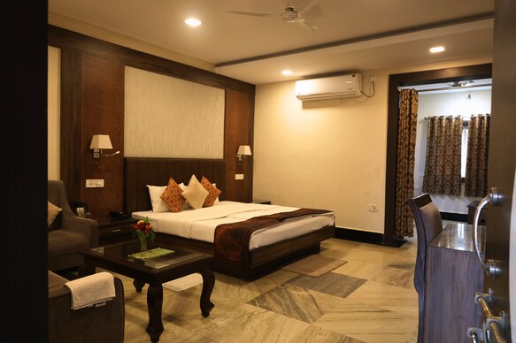 MPT Tourist Bungalow, Chitrakoot (1 KM from Ram Ghat)