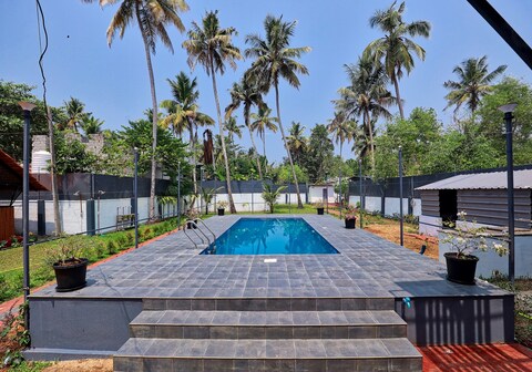 Waves and Shores Beach Villa