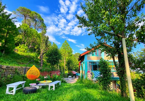 Vibe Hostel Naddi - Near Dal Lake