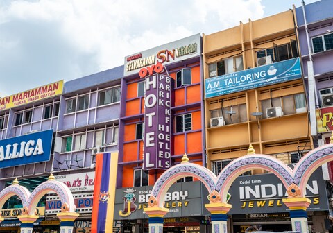 OYO 410 Brickfields Park Hotel