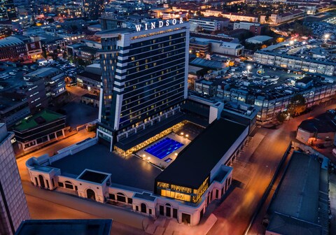 Windsor Hotel & Convention Center