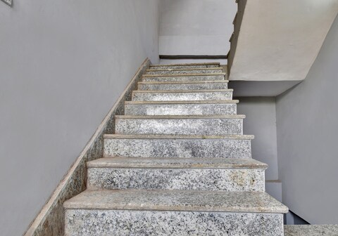 Hotel O Royal Paradise