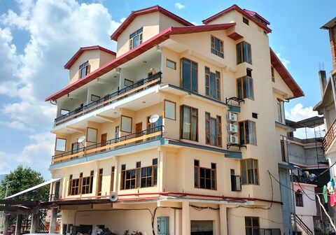 Hotel CM Palace - Pure Vegetarian