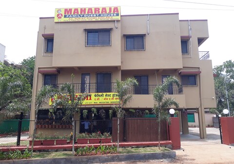 MAHARAJA GUEST HOUSE