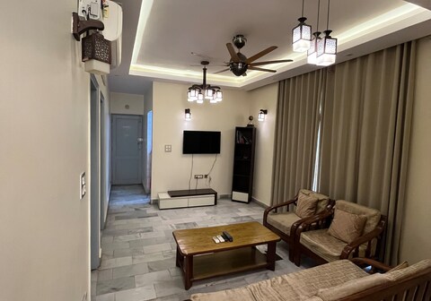 Heritage 2BHK Gurudwara View Metro 5 mins