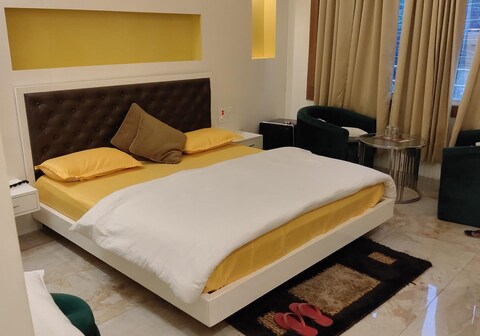 Hotel Mangal Residency