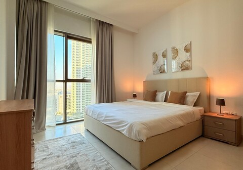 Dancenter Premium 2 Bedroom at Creek Horizon