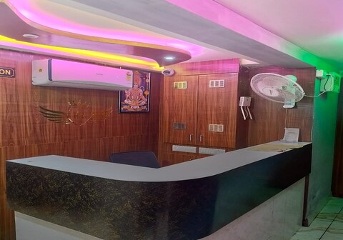 Hotel Raj Palace Gurukul