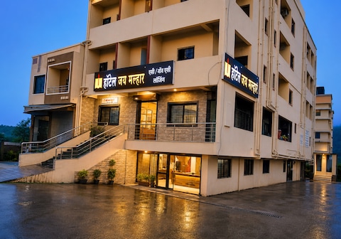 hotel jay malhar