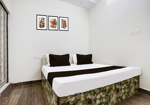 Hotel O by OYO Vaibhav Lakshmi In