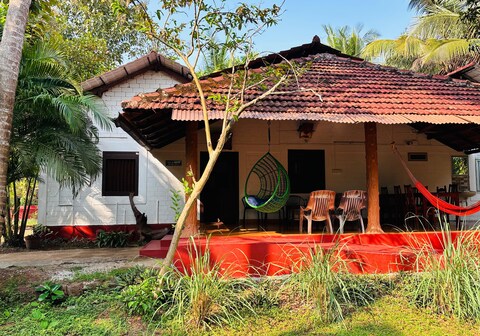 Ocean Green Homestay| Rooms & Caretaker