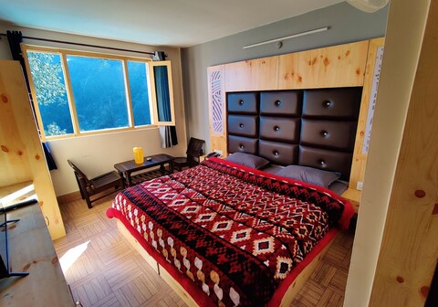 Broadview Boutique Stay