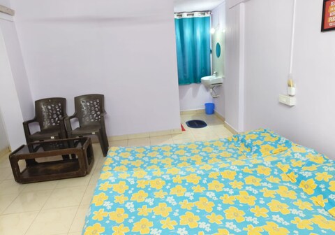 Gaurav Bed N Breakfast