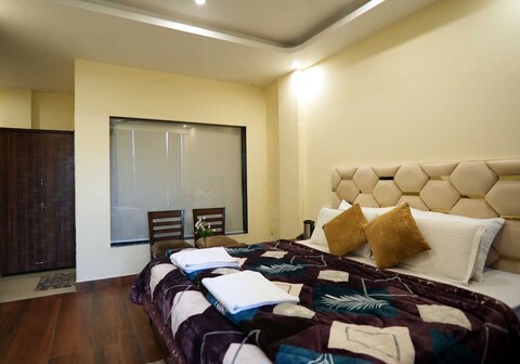 Hotel O Lords Villa