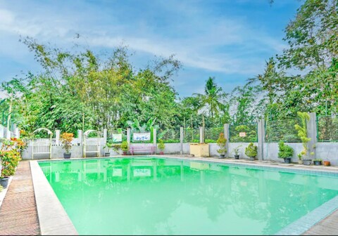 Hotel O The Velodrome Inn near Exit Toll Malang