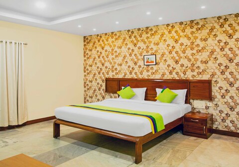 Treebo Kumily Gate Thekkady