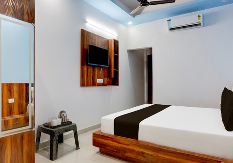 Hotel O Adinath Guest House