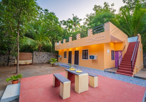 Poorvisha Farm House