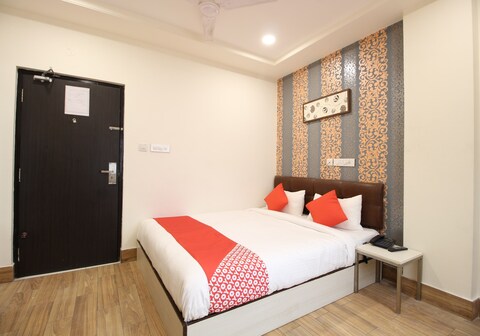 Collection O Vijay Palace