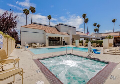 Best Western Plus Big America