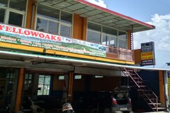 Yellowoaks Guest House, Dharamshala Yellowoaks Guest House, Dharamshala