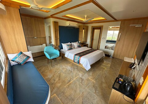 THE VP RESIDENCY TOWERRS