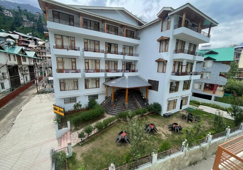 BLOSSOM HILL RETREAT