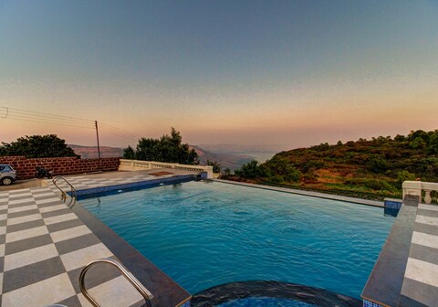 Royal Resort By Beego