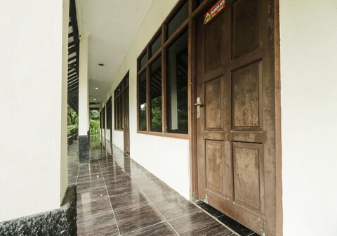 Hotel O Nyi Rindang Near Puskesmas Jekan Raya