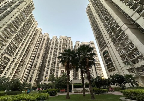 Luxury Studio Apartment in West Delhi