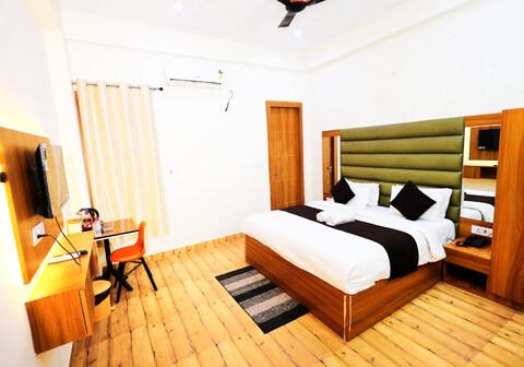 Hotel Yuvan Palace Agra