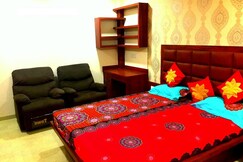 Geeta Villa | Rooms & Kitchen, Delhi Geeta Villa | Rooms & Kitchen, Delhi