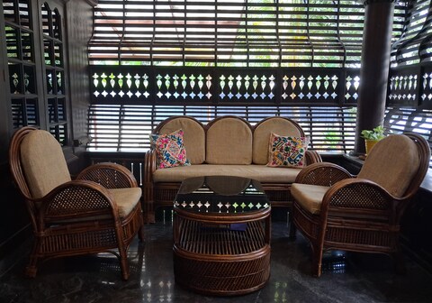 Heritage Naalukettu Home