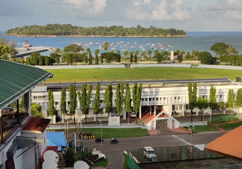 Blue Bridge Home | 150m walking distance from Marina Beach