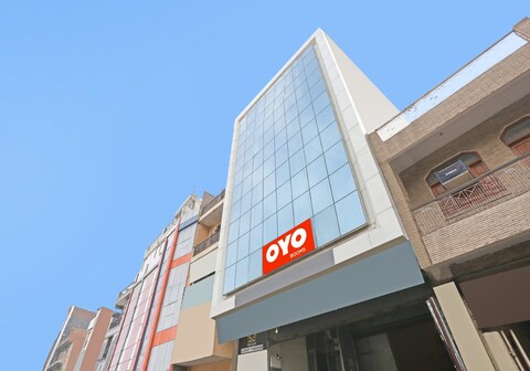 Collection O Star Inn