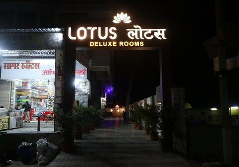 Lotus Delux Room