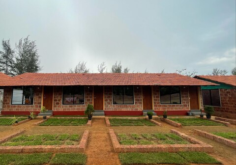 Blue Waves Beach Stays